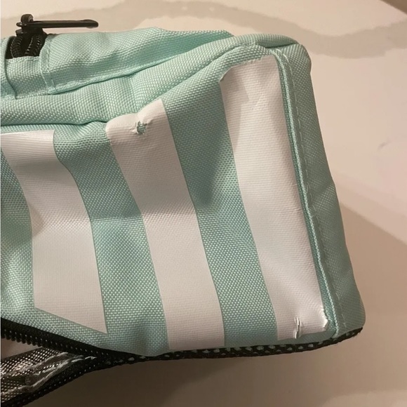 Mint Green Adidas Insulated Lunch Box Bag - Picture 5 of 5